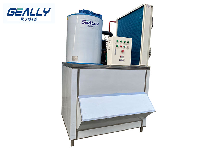 片冰機(jī)為什么要加鹽？漏水怎么辦？